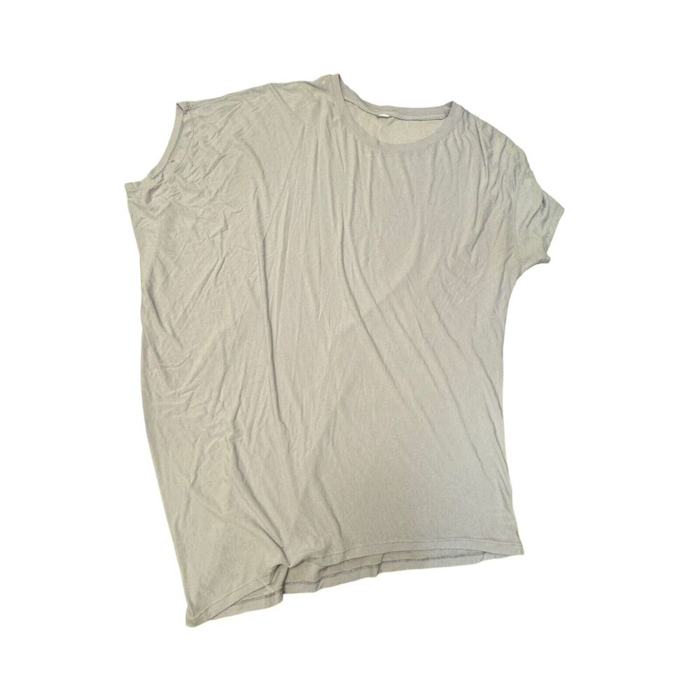 Kit And Ace Wave Tee Women's Size 8 M Lavender S/S Shirt Asymetrical Tech Jersey